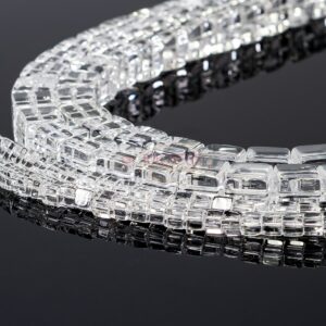 Rock crystal cube very clear 4 – 12 mm, 1 strand