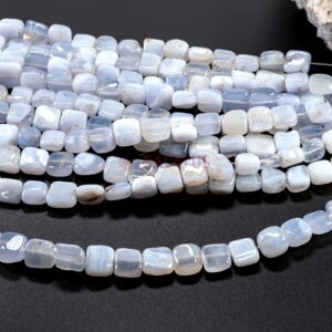 Chalcedony cubes approx. 10 x 10mm, 1 strand