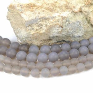 Agate plain round matt gray natural color 4 – 12 mm, 1 strand