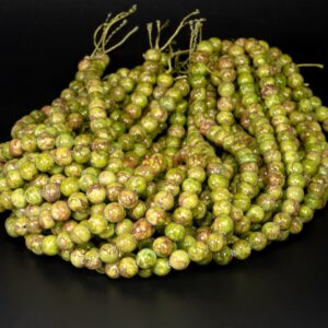 Boule de jaspe d’Afrique vert brillant 6-8mm, 1 fil