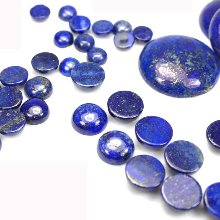 Cabochon en lapis lazuli