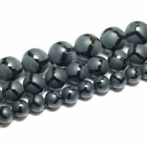 Onyx matt round ball pattern 6 – 10 mm, 1 strand