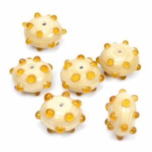 Perles de verre lampwork beige – jaune 18x12mm, 10 pièces