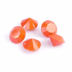 Chaton Maxima glass coral opaque 8.4 mm 3 pieces