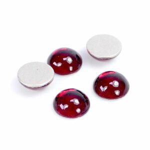 Flat back cabochon glass red siam 8×3 mm 4 pieces