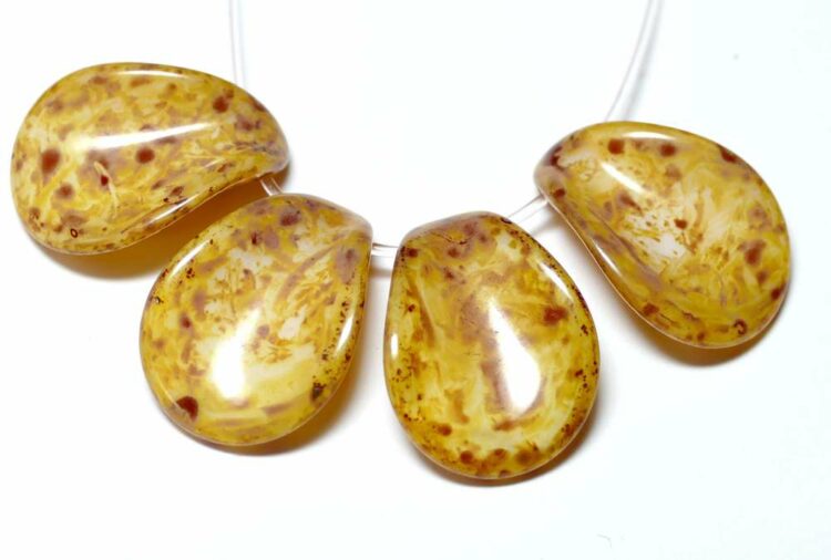 Glass beads-leaves-br