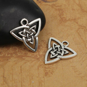 Metal pendant Celtic knot triangle 20x19mm silver