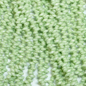 SuperDuo Beads Twin 2.5 × 5 mm Chalk Light Green Luster (15), 1 fil