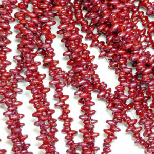 SuperDuo Beads Twin 2.5×5 mm Nébuleuse rouge corail opaque (77), 1 fil