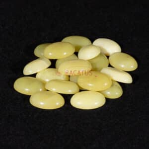 Lemon Jade oval Cabochon 18x13mm – 22x30mm, 1 Stück