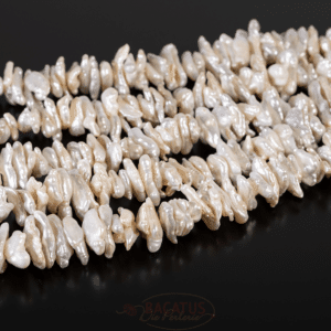 Perle Keshi d’acqua dolce di grado AA, bianco crema, circa 10-11 mm, 1 capo