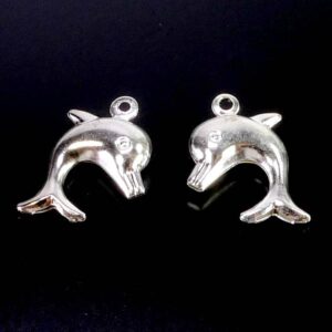 Metal pendant dolphin silver-plated 19×15 mm