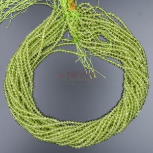 Peridot Bicone faceted green approx 4x4mm, 1 strand