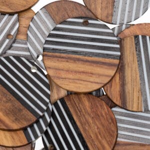 Wood & resin pendant disc, round black, white 28.5×3.5mm