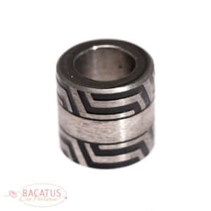 Large hole cylinder pattern with stripes stainless steel 10 mm
