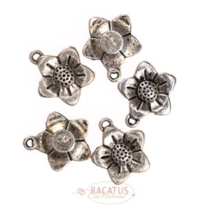 Metal pendants blossom 18 x 15 mm, 10 pieces