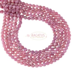 Ruby plain round faceted ca. 6mm, 1 strand
