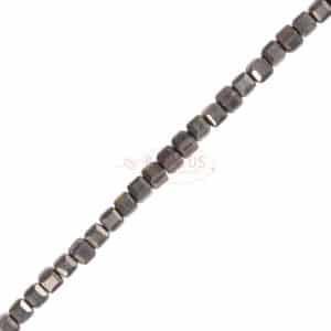 Pyrite cube faceted, approx. 2,5×2,5mm, 1 strand